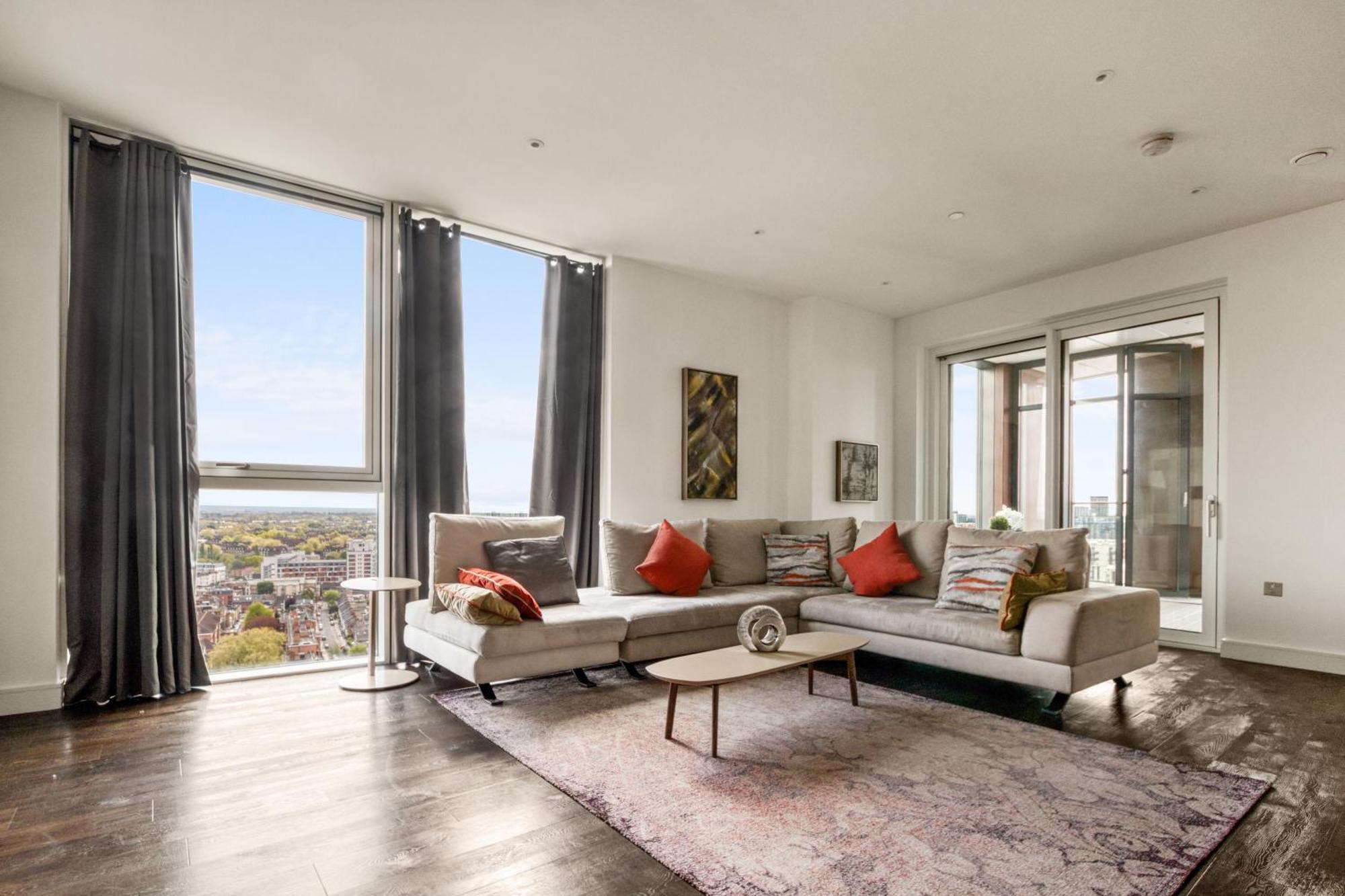 شقة Stunning 360º View Luxurious Penthouse لندن المظهر الخارجي الصورة